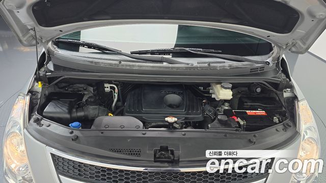 Hyundai Starex 2014 — photo 6