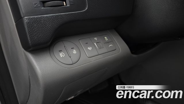 Hyundai Starex 2014 — photo 26
