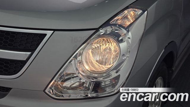 Hyundai Starex 2014 — photo 8