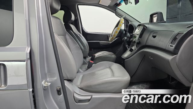 Hyundai Starex 2014 — photo 16