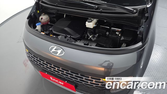 Hyundai Staria 2022 — photo 6