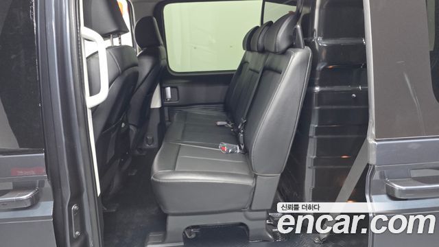Hyundai Staria 2022 — photo 17