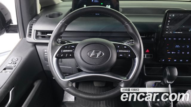 Hyundai Staria 2022 — photo 20