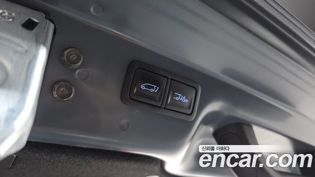 Hyundai Staria 2022 — photo 24