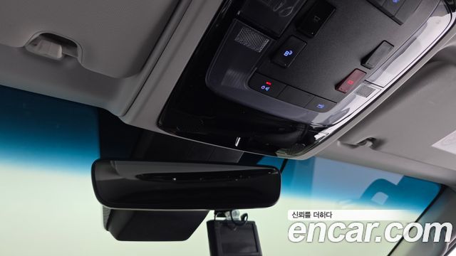 Hyundai Staria 2022 — photo 28