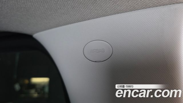 Hyundai Staria 2022 — photo 31