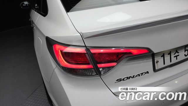 Hyundai Sonata 2016 — photo 9