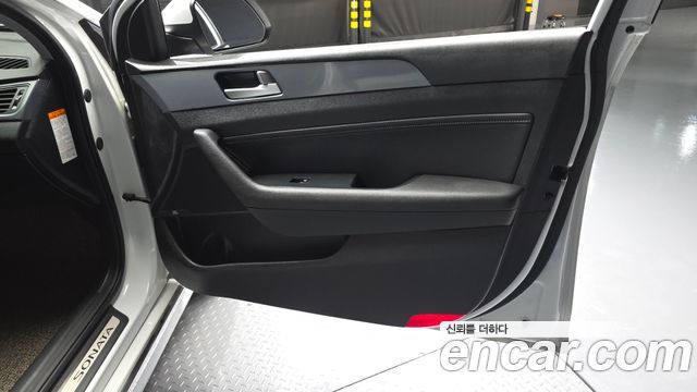 Hyundai Sonata 2016 — photo 14