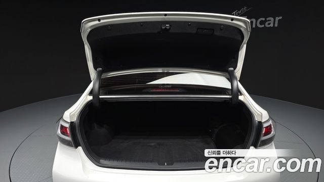 Hyundai Sonata 2016 — photo 31