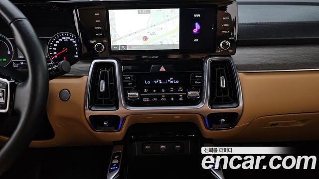 Kia Sorento 2022 — photo 14