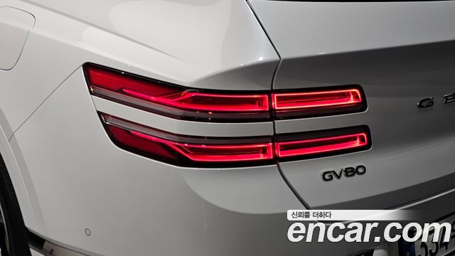 Genesis GV80 2020 — photo 9
