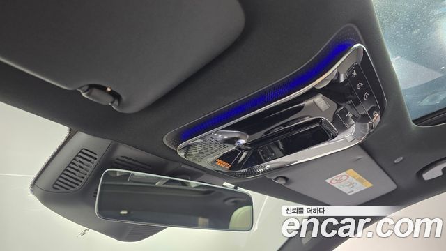 Mercedes-Benz C-Class 2025 — photo 26