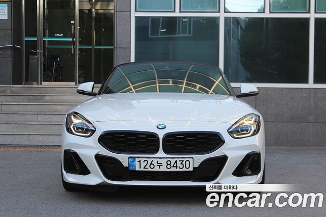 BMW Z4 2023 — photo 2