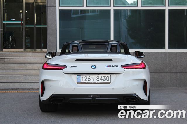 BMW Z4 2023 — photo 4