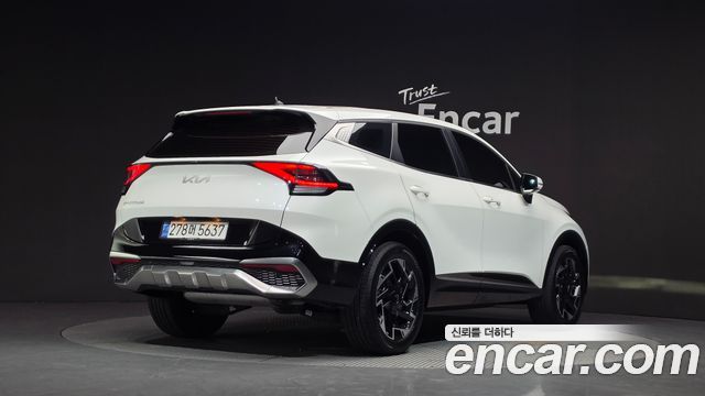 Kia Sportage 2023 — photo 2