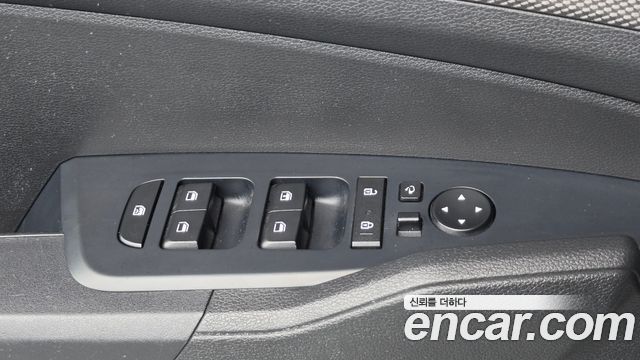 Kia Sportage 2023 — photo 17