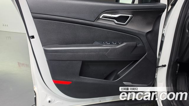 Kia Sportage 2023 — photo 14