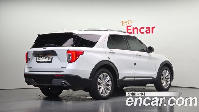 Ford Explorer 2021 — photo 2