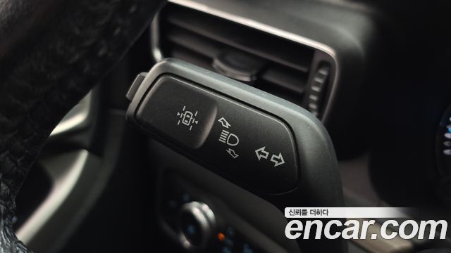 Ford Explorer 2021 — photo 37