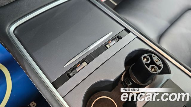 Tesla Model Y 2024 — photo 25