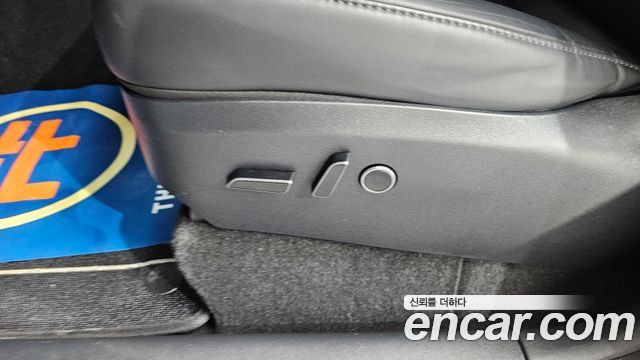 Tesla Model Y 2024 — photo 29