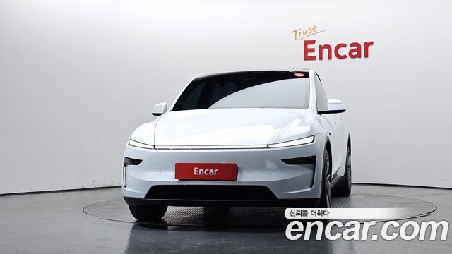 Tesla Model Y 2026 — photo 3