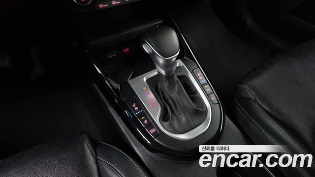 Kia K3 2022 — photo 9