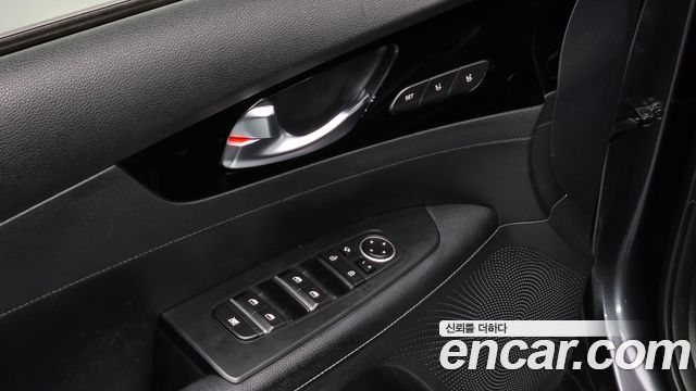 Kia K3 2022 — photo 16