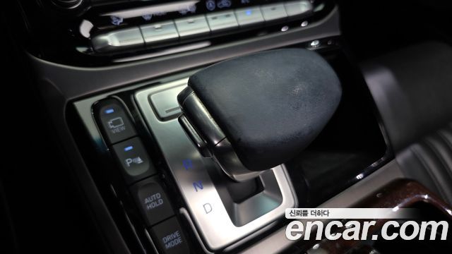 Genesis EQ900 2016 — photo 9
