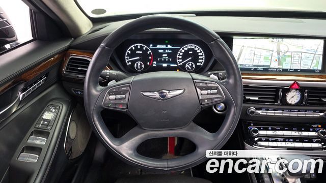 Genesis EQ900 2016 — photo 13