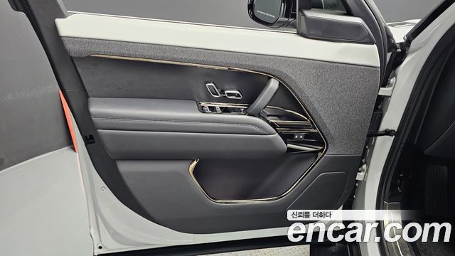 Land Rover Range Rover Sport 2024 — photo 14