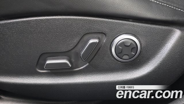 Genesis G80 2024 — photo 32
