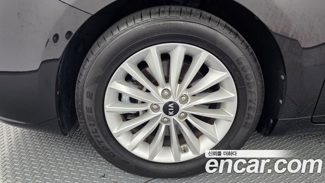 Kia K7 2017 — photo 5