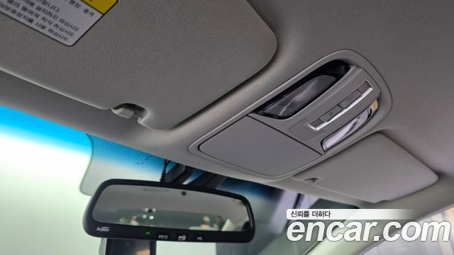 Kia K7 2017 — photo 24