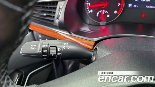 Kia K7 2017 — photo 34