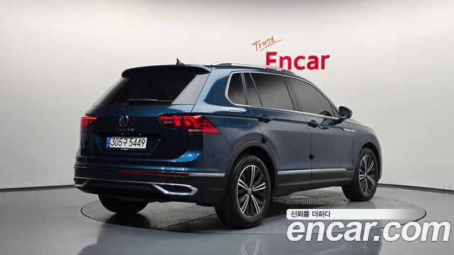 Volkswagen Tiguan 2022 — photo 2
