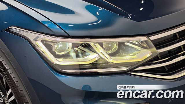 Volkswagen Tiguan 2022 — photo 8