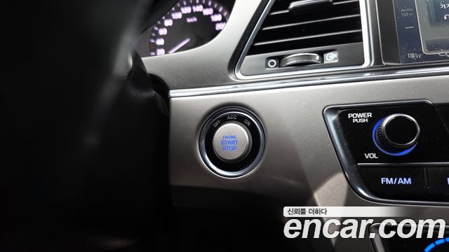 Hyundai Sonata 2017 — photo 30
