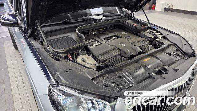 Mercedes-Benz GLS-Class 2025 — photo 6