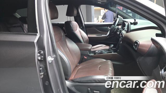 Hyundai Santafe 2019 — photo 11
