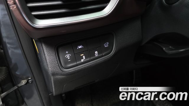 Hyundai Santafe 2019 — photo 18