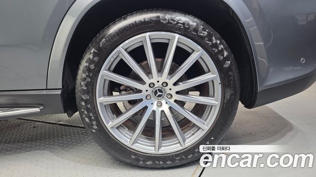 Mercedes-Benz GLS-Class 2021 — photo 7