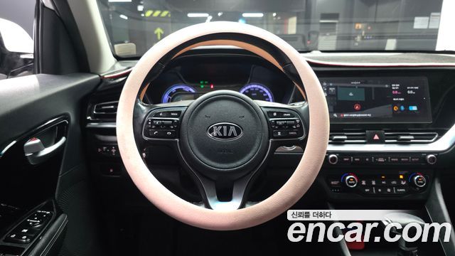 Kia Niro 2020 — photo 13
