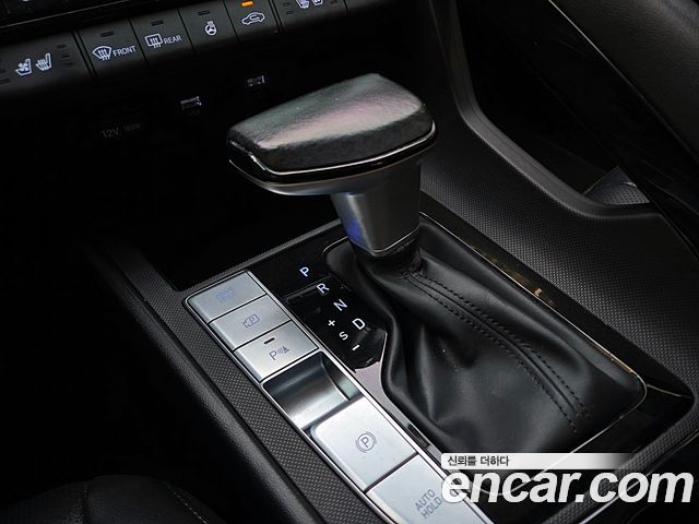 Hyundai AVANTE 2022 — photo 9