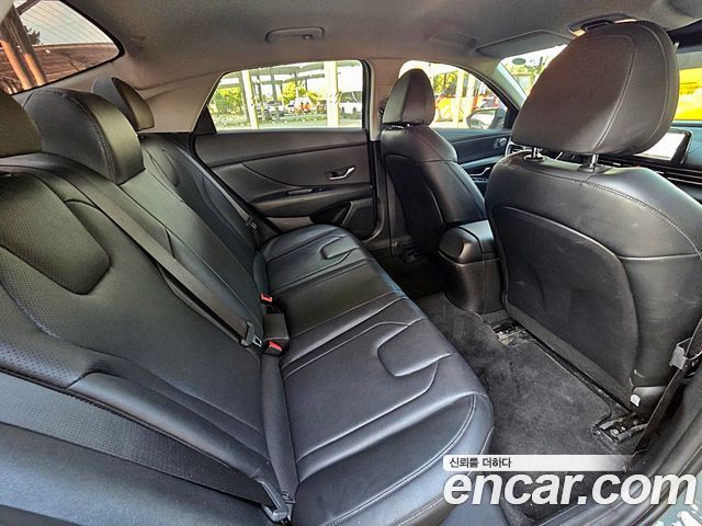 Hyundai AVANTE 2022 — photo 10