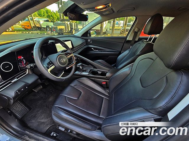 Hyundai AVANTE 2022 — photo 12