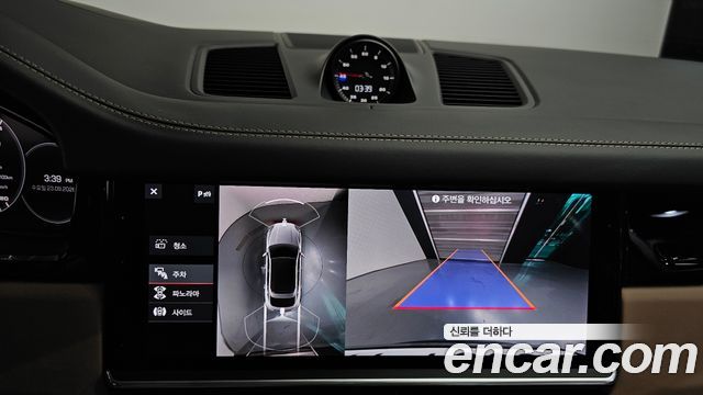 Porsche Cayenne 2020 — photo 21