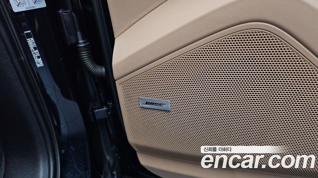 Porsche Cayenne 2020 — photo 37