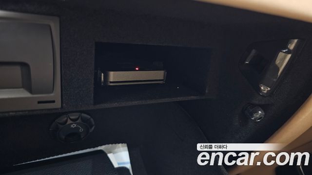 Porsche Cayenne 2020 — photo 38