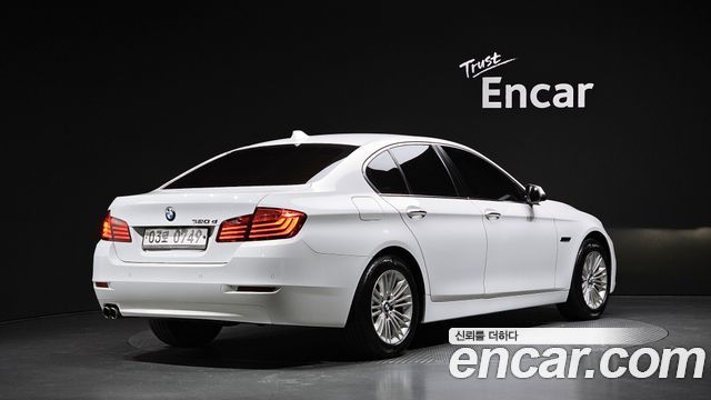 BMW 5-Series 2015 — photo 2